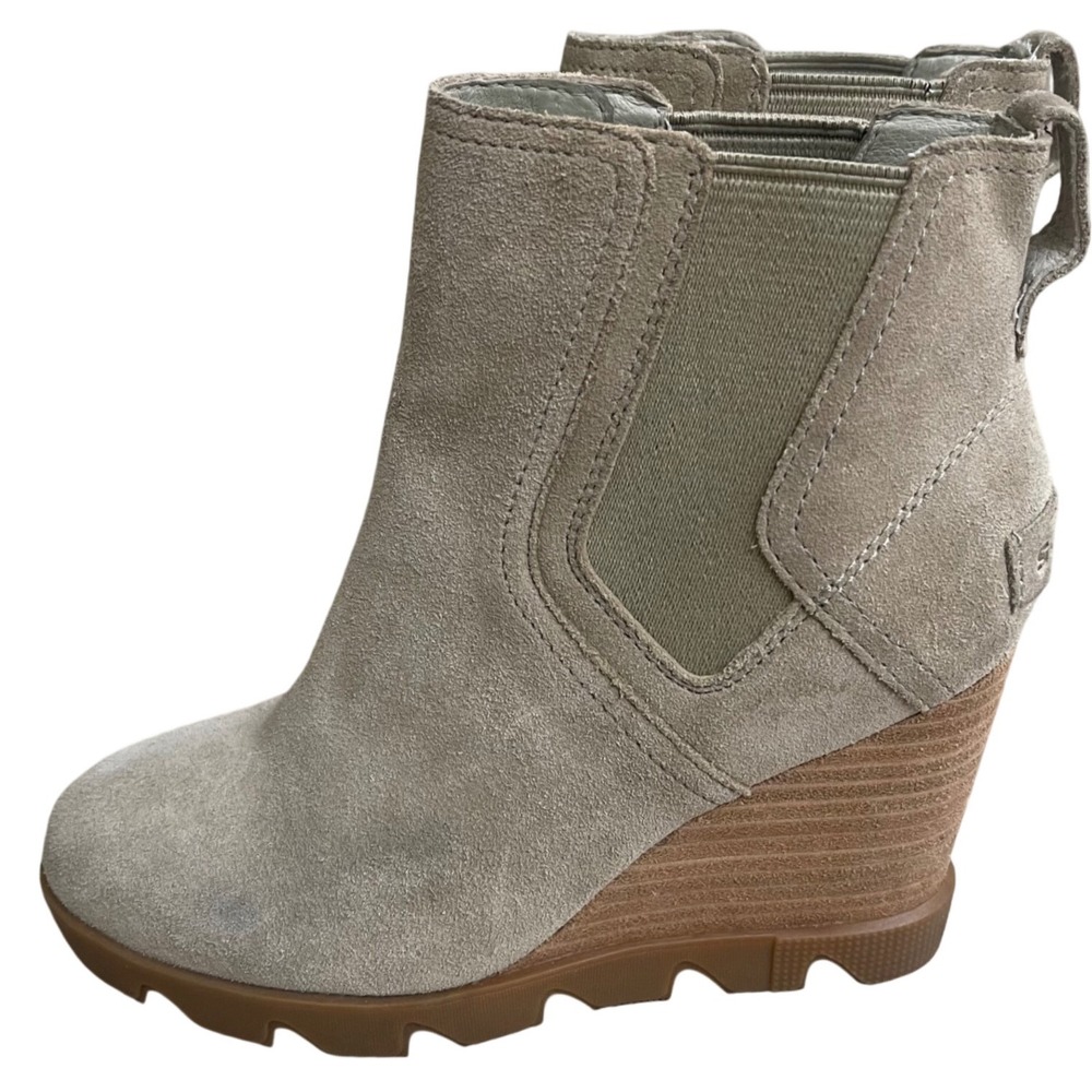 Sorel Joan of Arctic Wedge II Chelsea Boots beige tan Suede NL3951-251 Womens 5